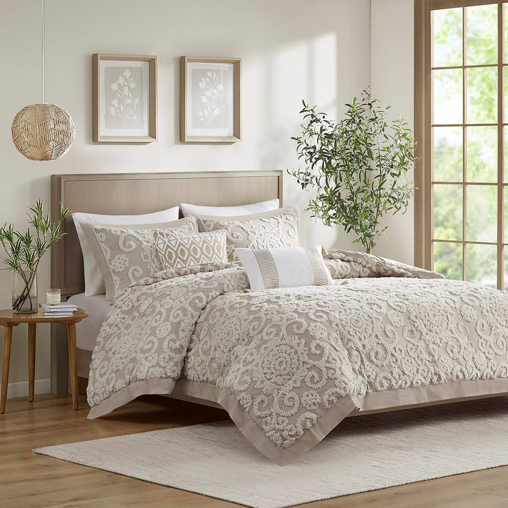Alt View 1. Gracie Mills - Gracie Mills Lito Mini Cotton Duvet Set - Taupe.