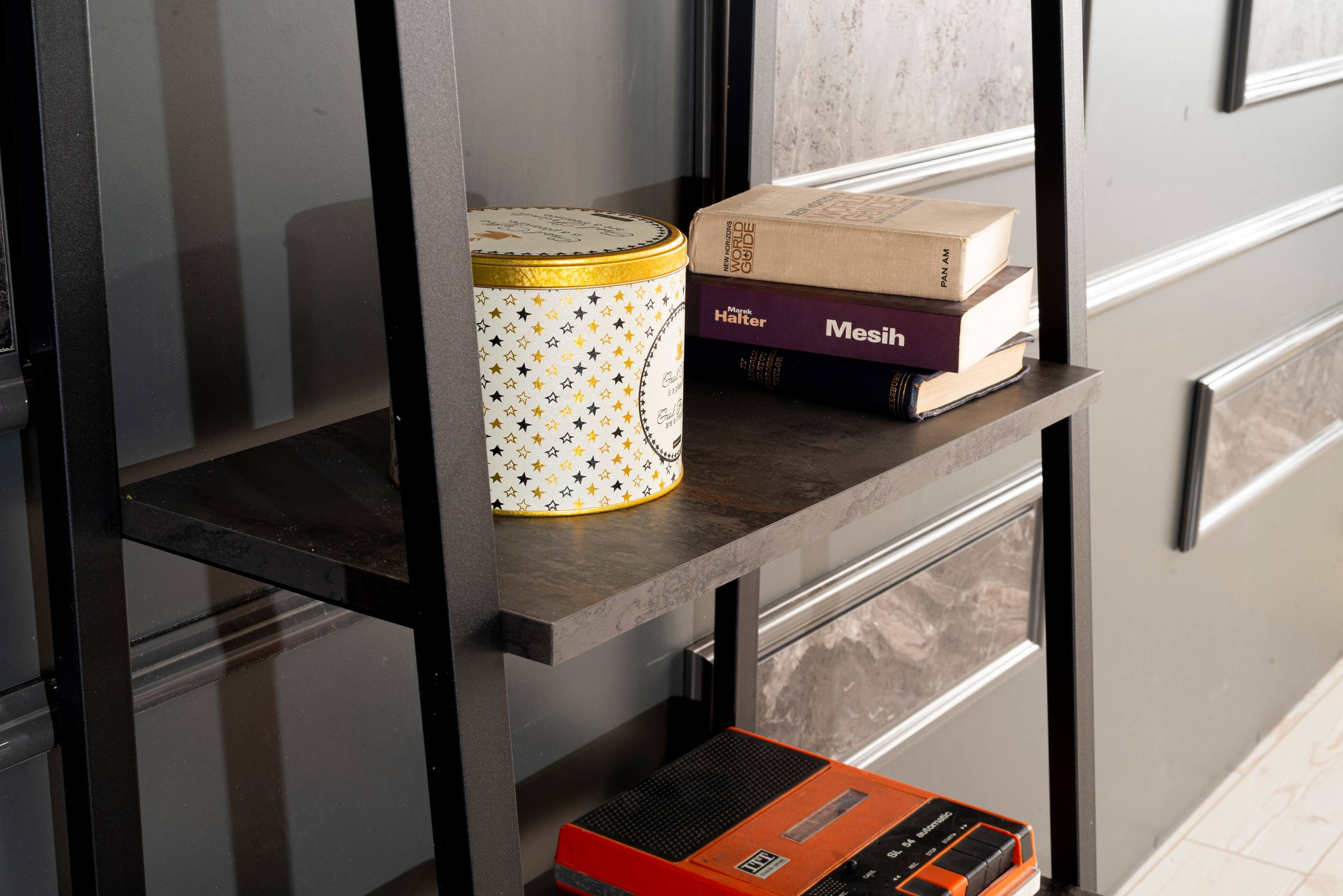 - PC: e TE I WORLD EOIAO i Migrel Halter Mesih it I ! 2o- Eu M C M 9 -n AM PAN LTP - aomatic - 54 SL - - TAS D

Corrected text:
- PC: e TE I WORLD EOIAO i Migrel Halter Mesih it I ! 2o- Eu M C M 9 -n AM PAN LTP - aomatic - 54 SL - - TAS D

The text appears to be a mix of letters and numbers, possibly from a distorted or unclear image. Without additional context, it's challenging to correct or group it accurately.