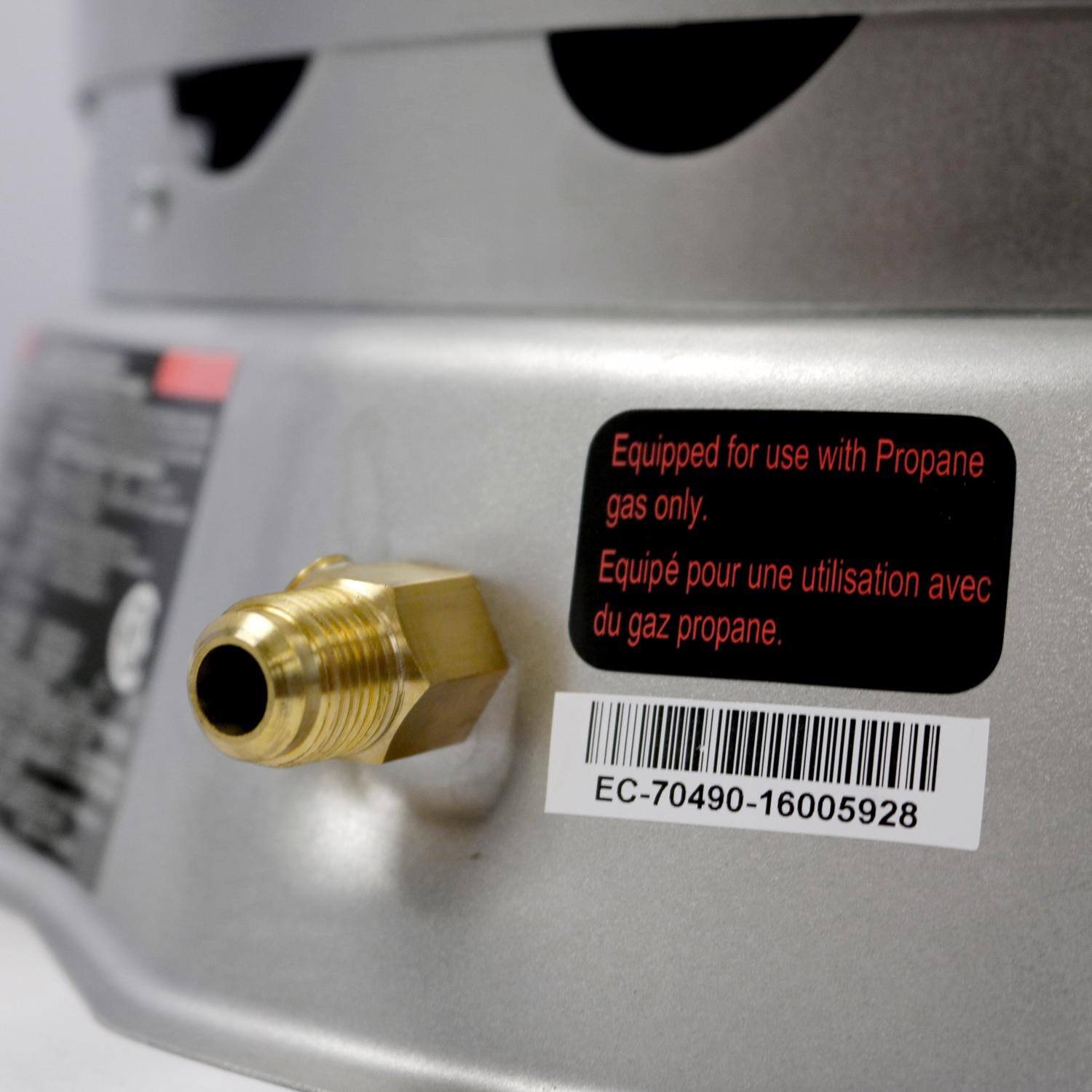 Equipped for use with Propane gas only.  
Équipé pour une utilisation avec du gaz propane.  

EC-70490-16005928