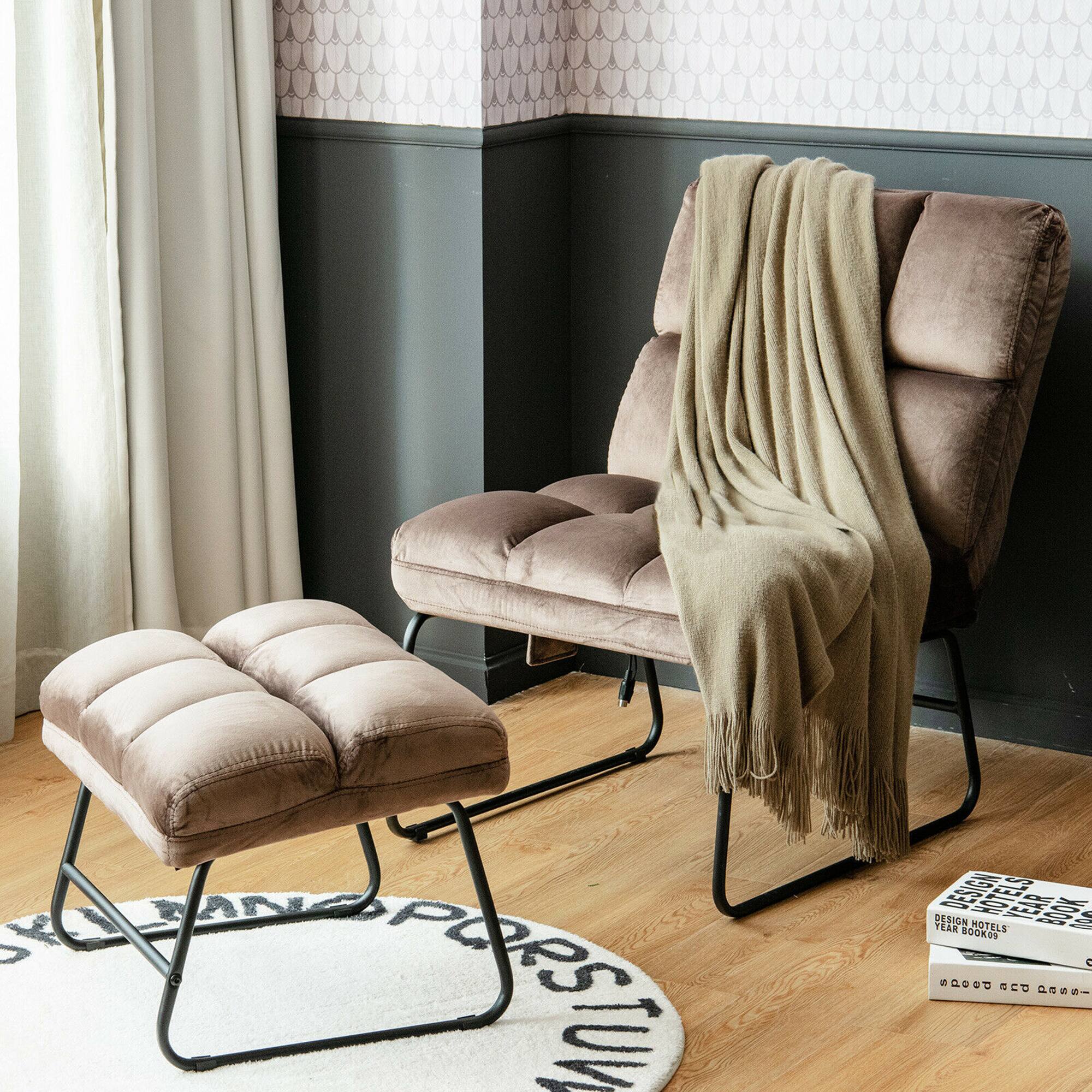 SC tuV, DESIGN HOTELS EAR BOOK TEAR SOOKOS MOTELS M C 00D O

DESIGN HOTELS
YEAR BOOK
YEAR BOOKING