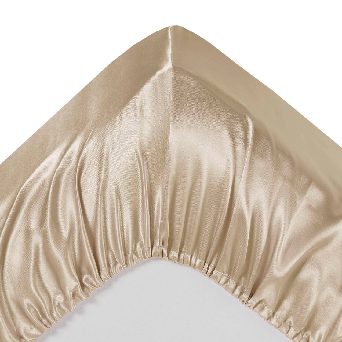 Alt View 4. Gracie Mills - Gracie Mills Coralie 6-Piece Wrinkle-free Satin Sheet Set - Champagne.