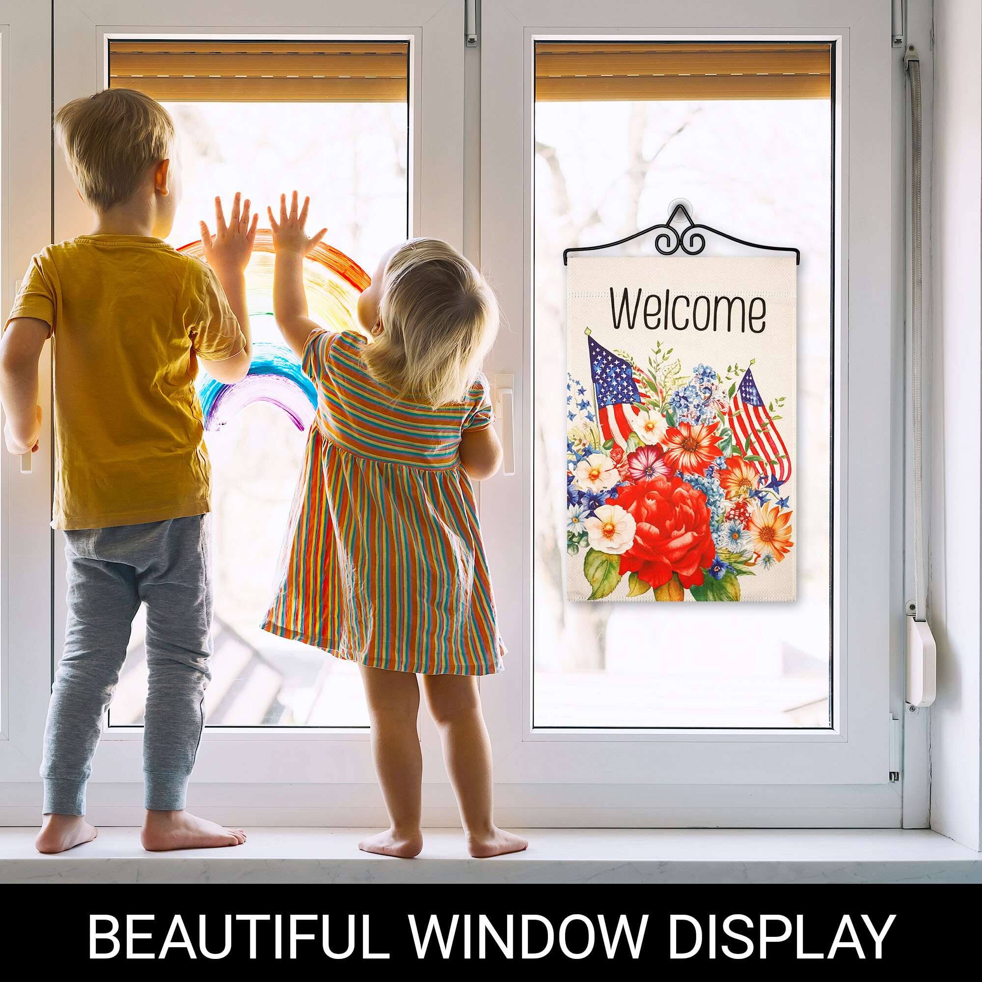 Welcome  
BEAUTIFUL WINDOW DISPLAY