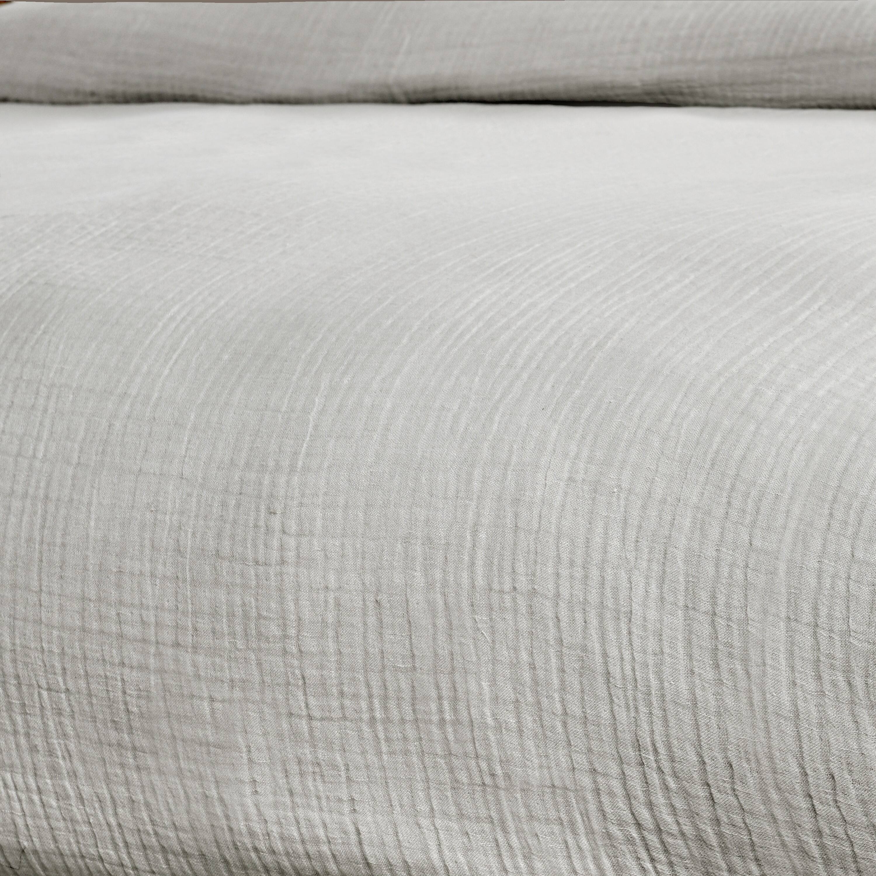 Left. Manhattan Lane - Irma King Size Premium Linen Duvet Cover, Pre Shrunk, Cozy  Cotton - Gray.