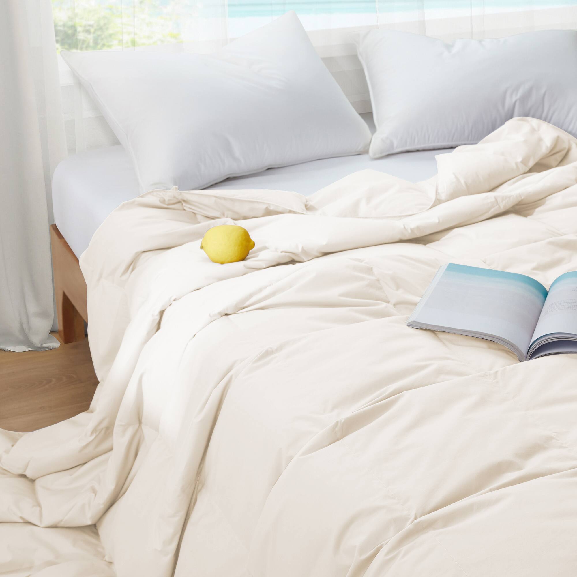 Angle. Puredown - Puredown Lightweight Organic Cotton Down Fiber Comforter, Off-white, Full/Queen - Off-white.