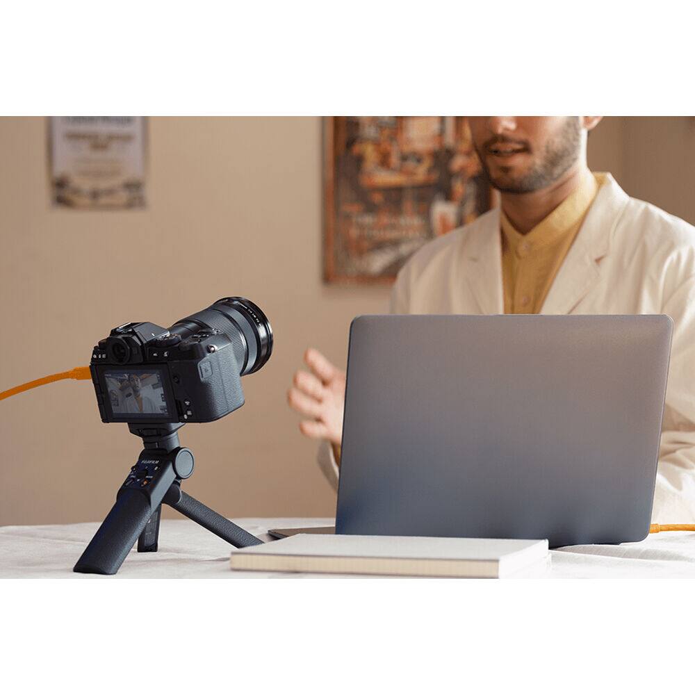 Alt View 4. Fujifilm - FUJIFILM X-S20 Mirrorless Camera With 15-45mm Lens + 64GB Memory Card and More - Black.