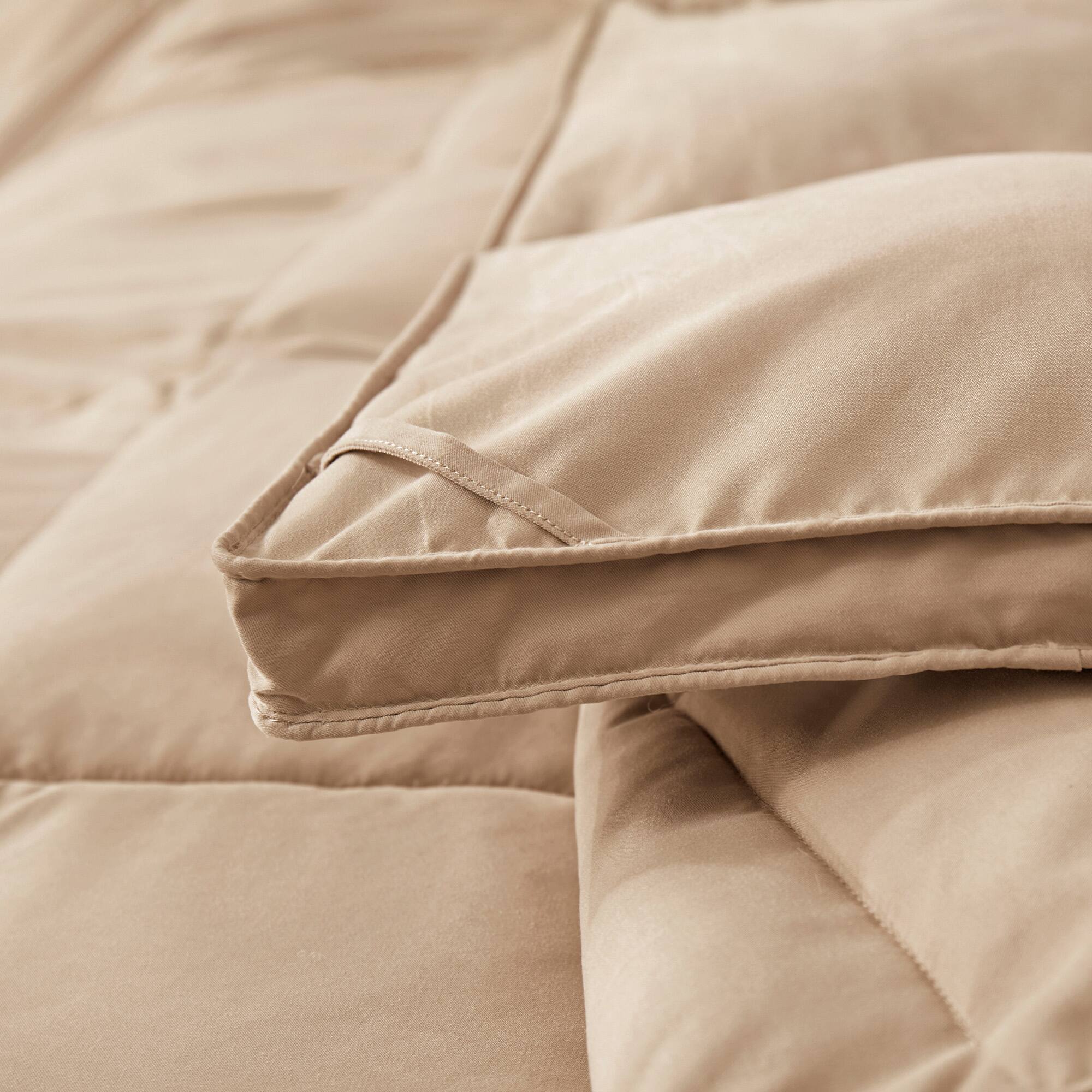 Back. Peace Nest - Peace Nest Luxurious Hotel Feather and Down Fiber Comforter, All Season Duvet Insert, Tan, Full/Queen - Tan.