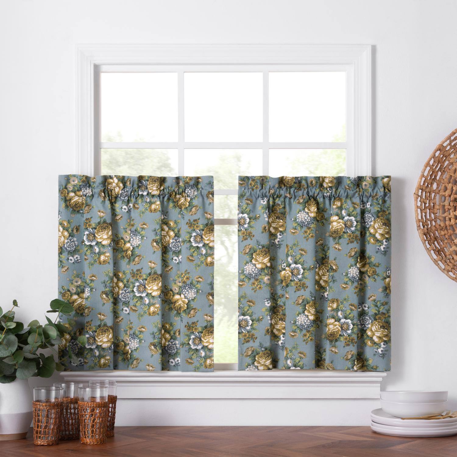 Angle. Ellis Curtain - Ellis Bella Rose Stylish Medium Scale Printed Floral Pattern 1.5" Rod Pocket Tier for Windows 56"x24" Wedge - Wedge.