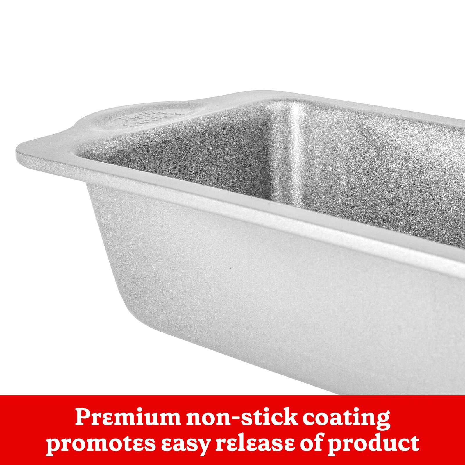 Betty
Premium non-stick coating promotes easy release of product