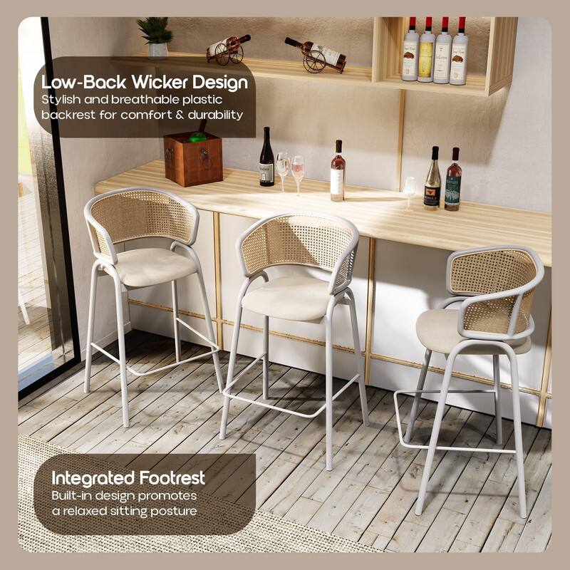 Low-Back Wicker Design  
Stylish and breathable plastic backrest for comfort & durability

Integrated Footrest  
Built-in design promotes a relaxed sitting posture