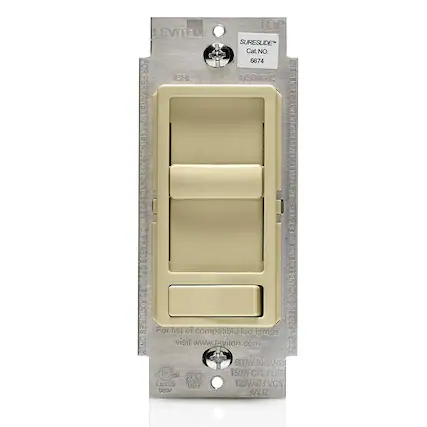 LEVITON FOR SURESLIDE Cat. NO. 6674 USDMNG ETTVLSM OA1DE8 GFL 9 IXTURES ONLY Y NNE ANDERN For list of compatible led lamps visit www.leviton.com POUR 600W 600WINGAND 31 303 150W CFL/LED NR nhts 057 120VAC/VCA GooP 64LZ