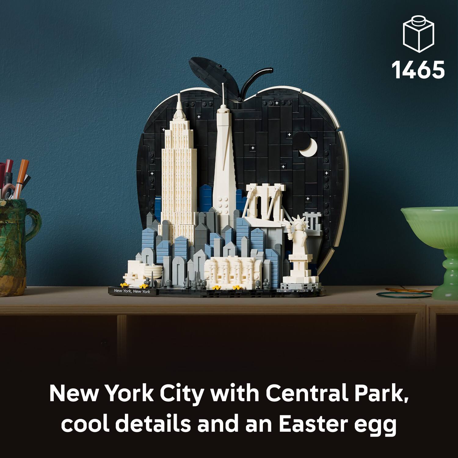 1465 New York City with Central Park, cool details and an Easter egg