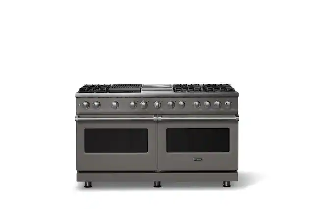 Front. Viking - Pro 5 Series 9.4 Cu. Ft. Freestanding Sealed 8B LP DF Convection Range/Griddle/Grill - Damascus Gray - Damascus Gray.