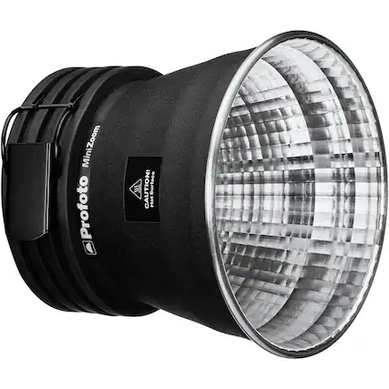 MiniZoom Profoto
CAUTION! Surface Hot