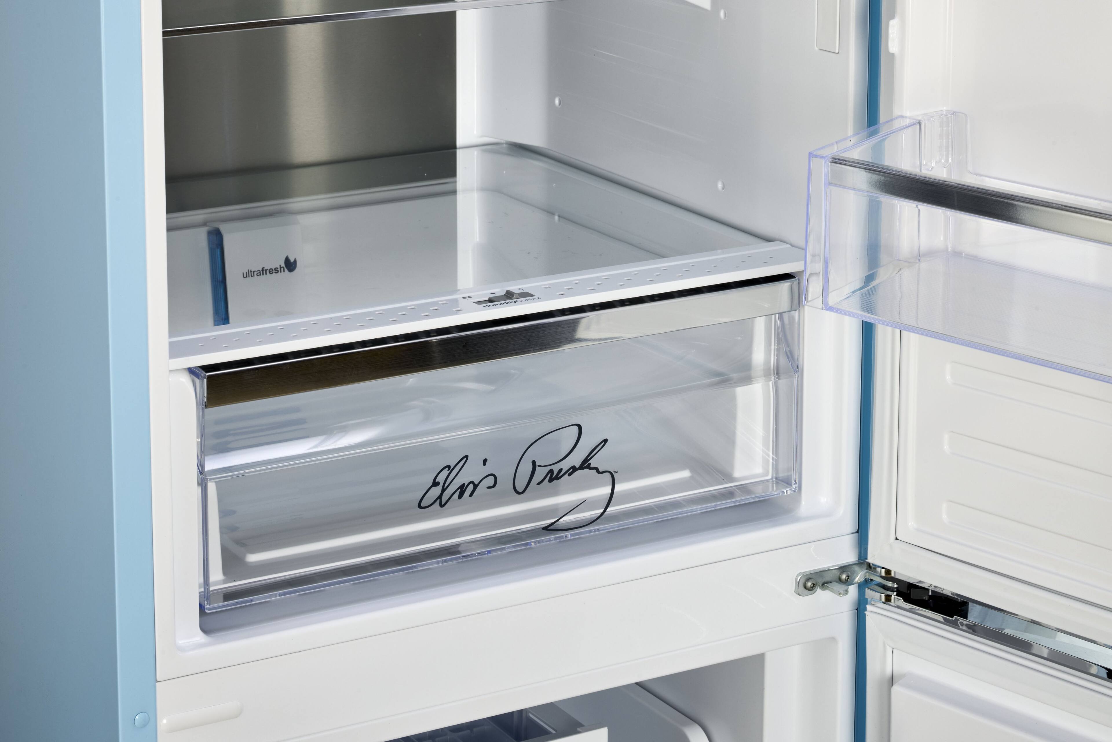 ultrafresh  
Elvis Presley