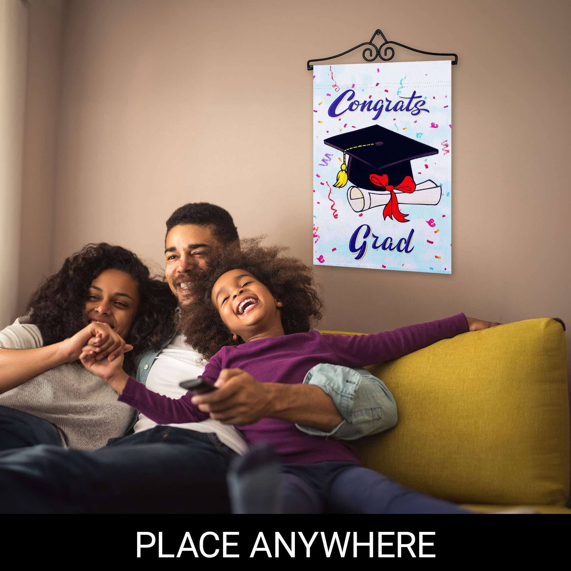Congrats Grad

PLACE ANYWHERE