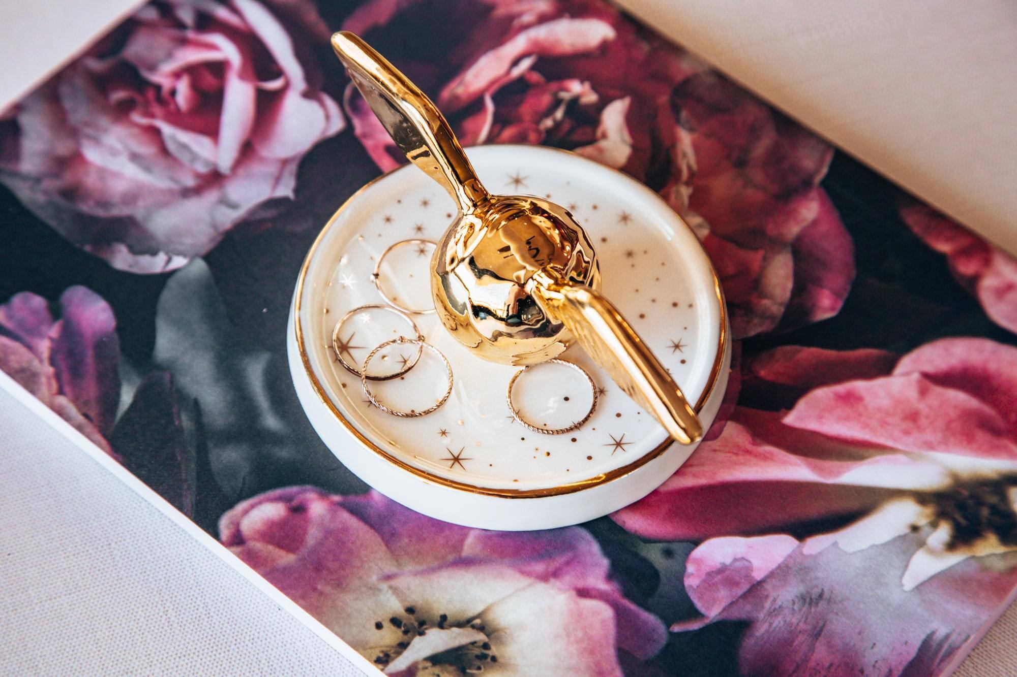 Alt View 10. Ukonic - Harry Potter Golden Snitch Ceramic Trinket Tray | 4 Inches - Gold.