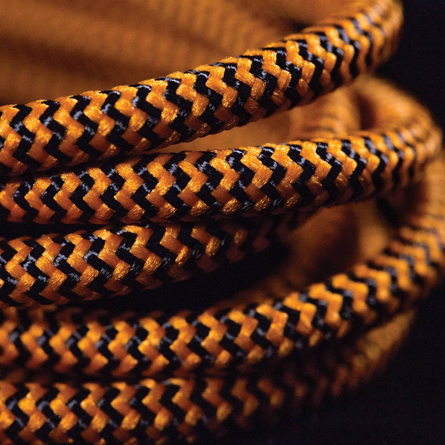 Left. ToughTested - Toughtested Tt-fc6-c2c 6-foot Braided Usb-c To Usb-c Cable - black.