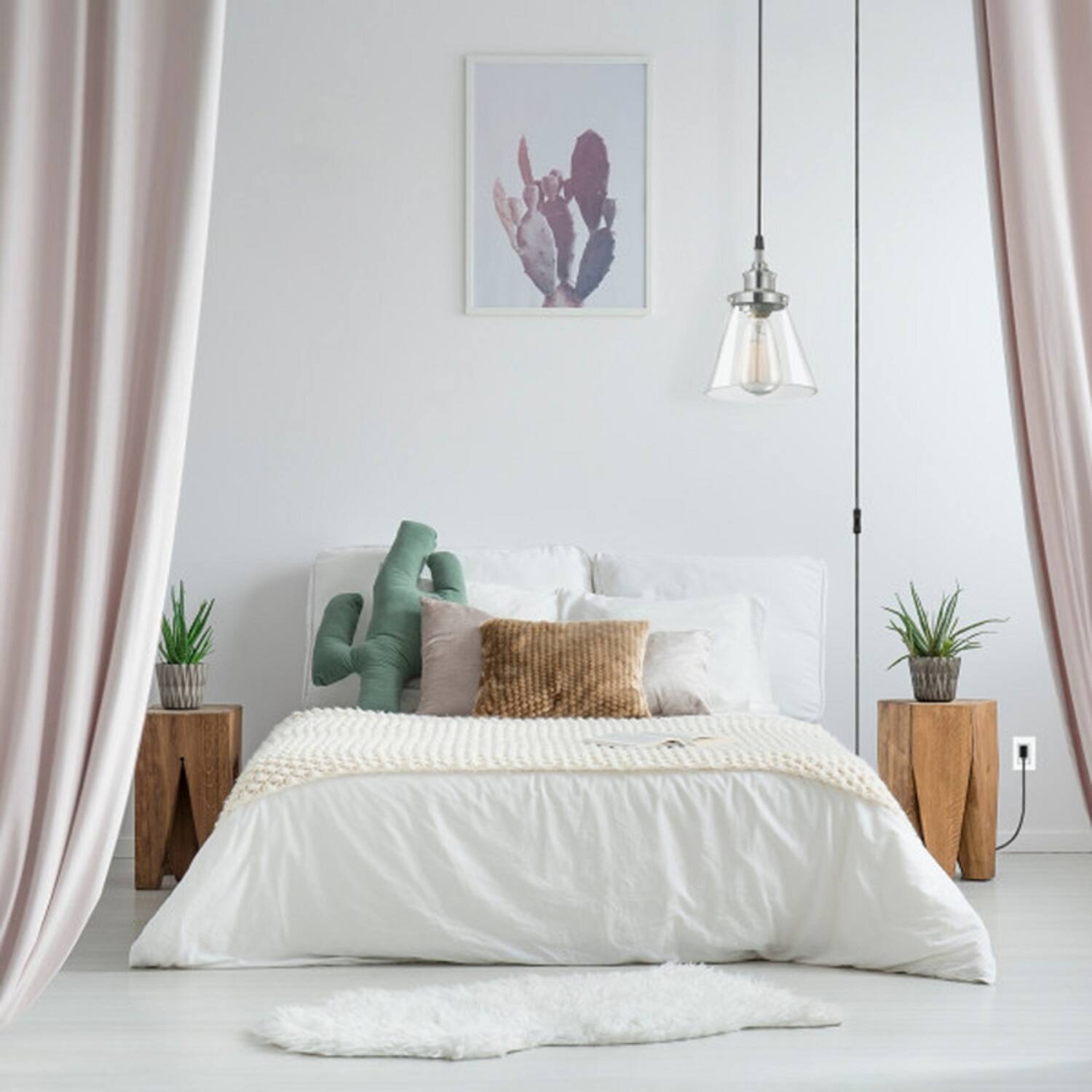 Alt View 1. Globe Electric - Globe Electric Parker Chrome Clear 1 lights Pendant Light.