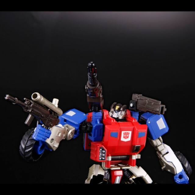 Alt View 5. Transformers - Roadbuster e-hobby Exclusive | Transformers Cloud.