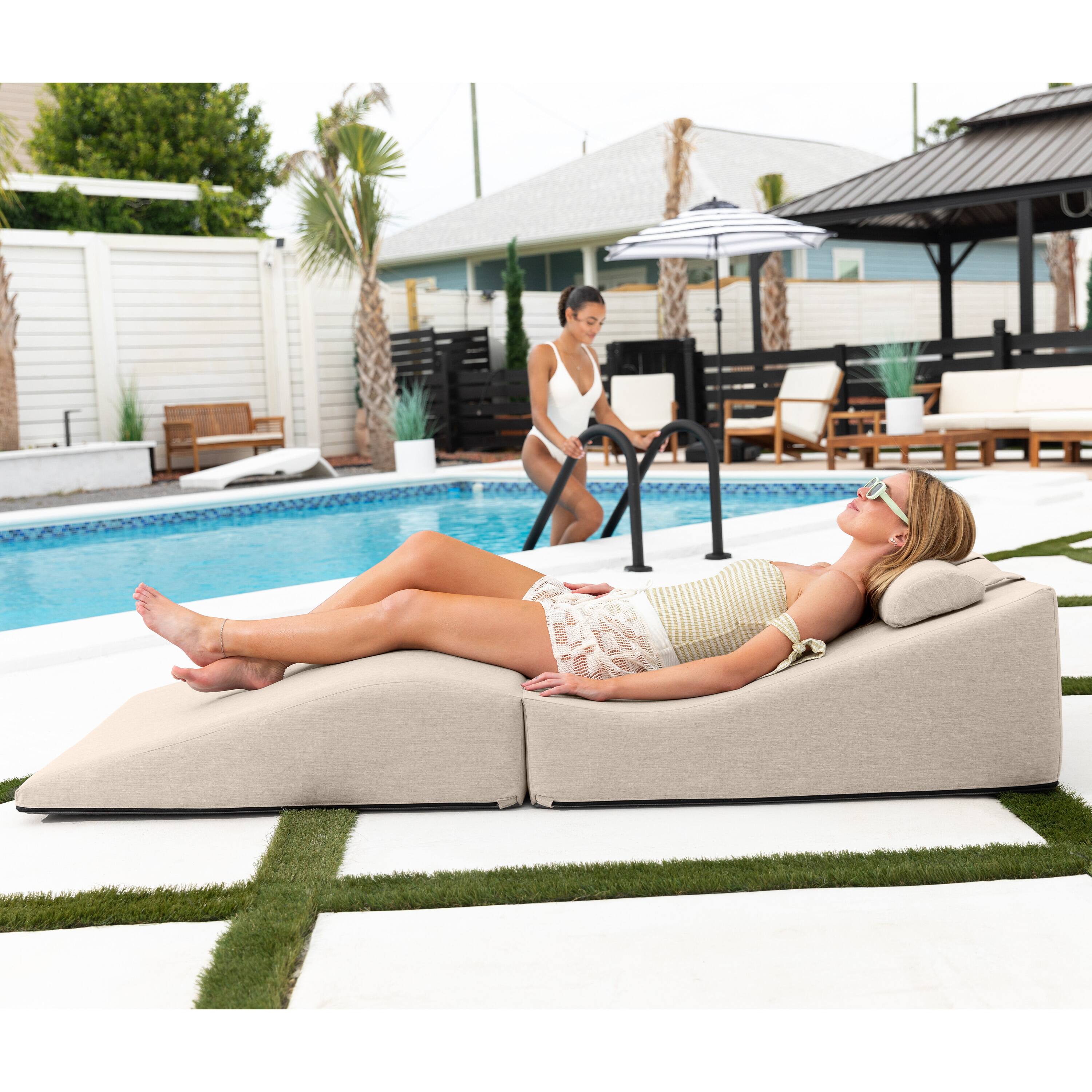 Angle. Jaxx - Jaxx Clermont Sun Lounger - Luxurious Waterproof Poolside Lounge & Outdoor Chaise - Sunbrella Flax - Marine Grade Vinyl.