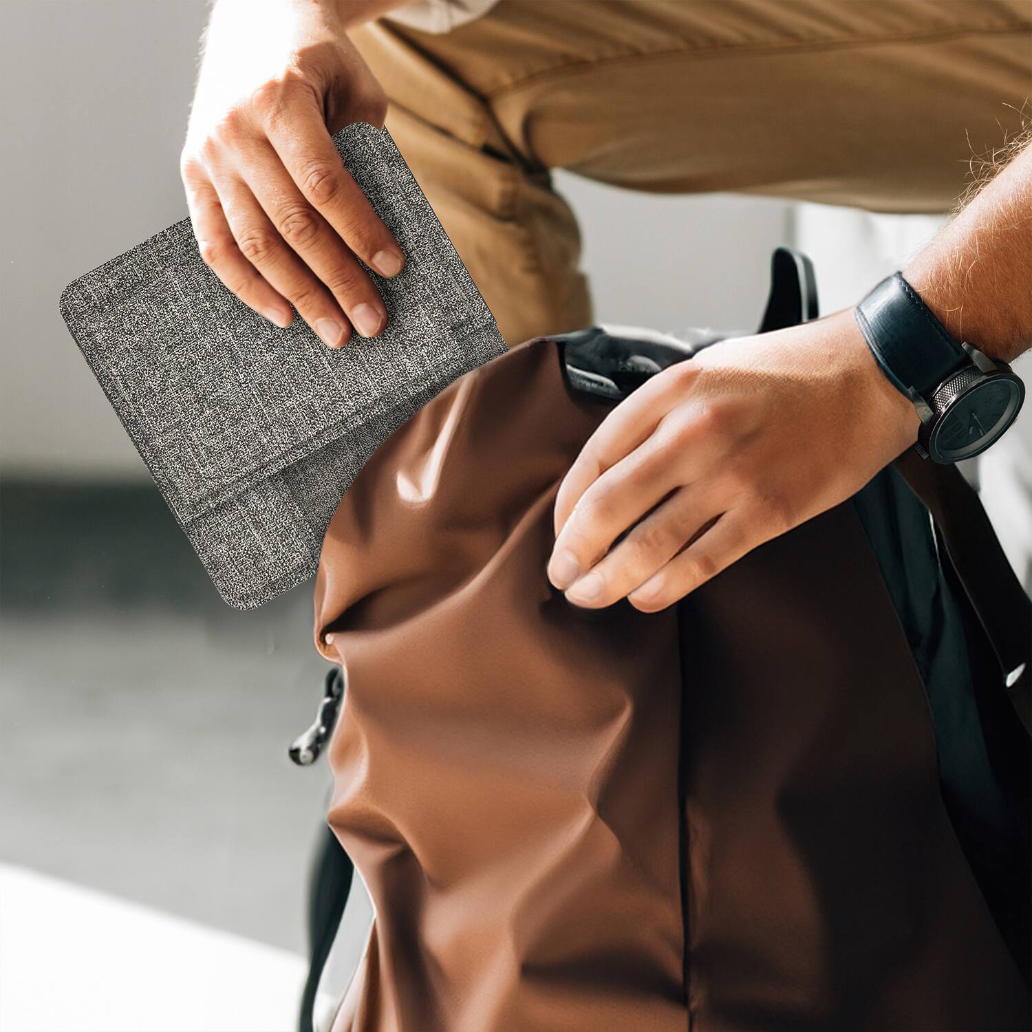 Back. Digipower - 15W 3-in-1 Folding MagSafe Travel Charger for Apple Devices - Black.