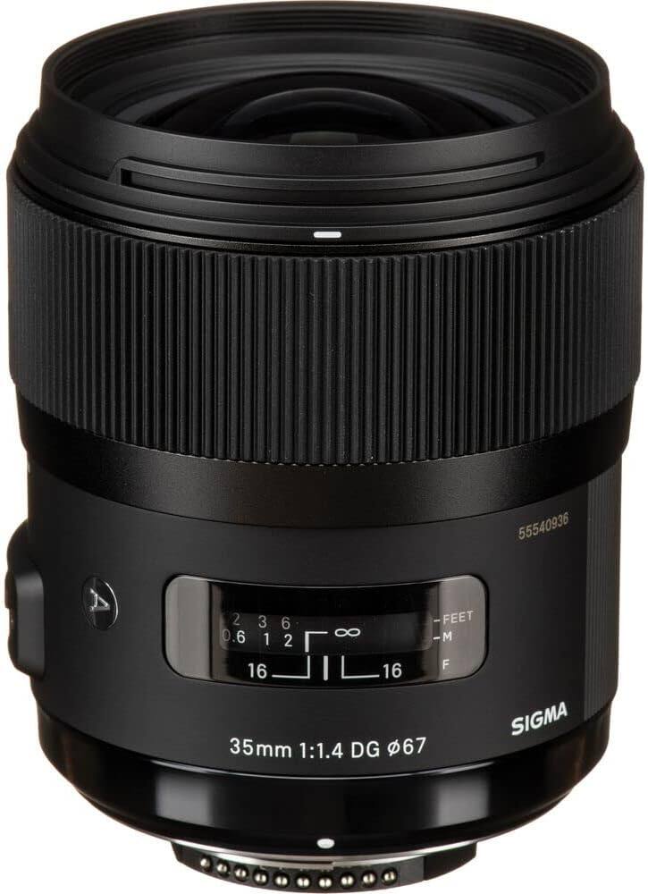 55540936  
2 3 6 FEET  
0.6 8 M  
1 2 F  
16  
16  
35mm 1:1.4 DG  
67  
SIGMA