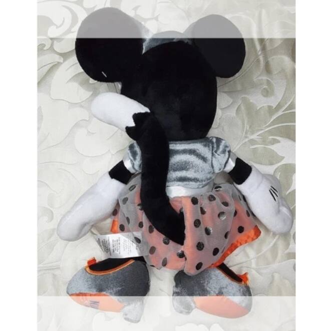 Back. Disney - Minnie Mouse Halloween Cat Plushie.