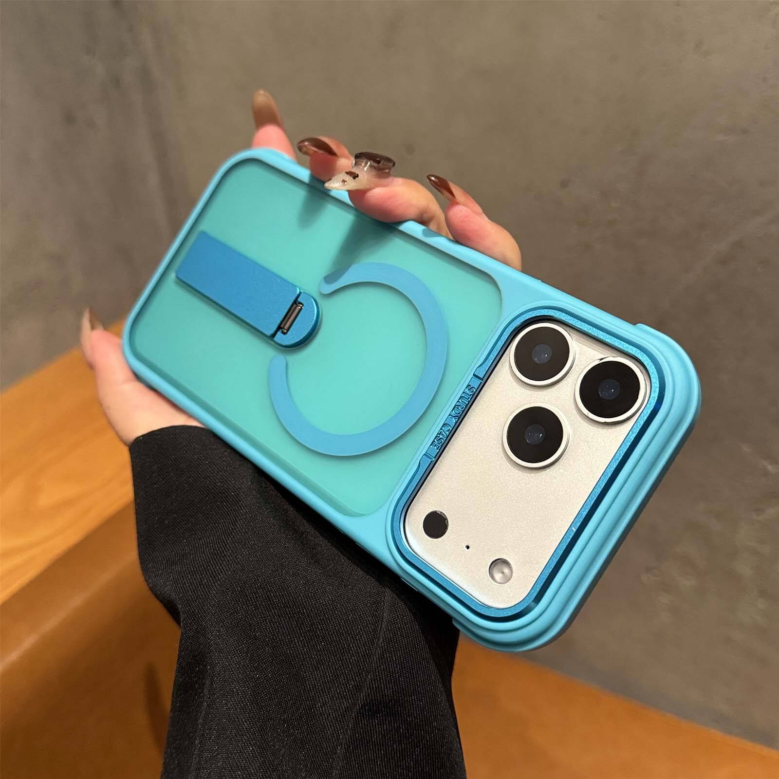 Cyan