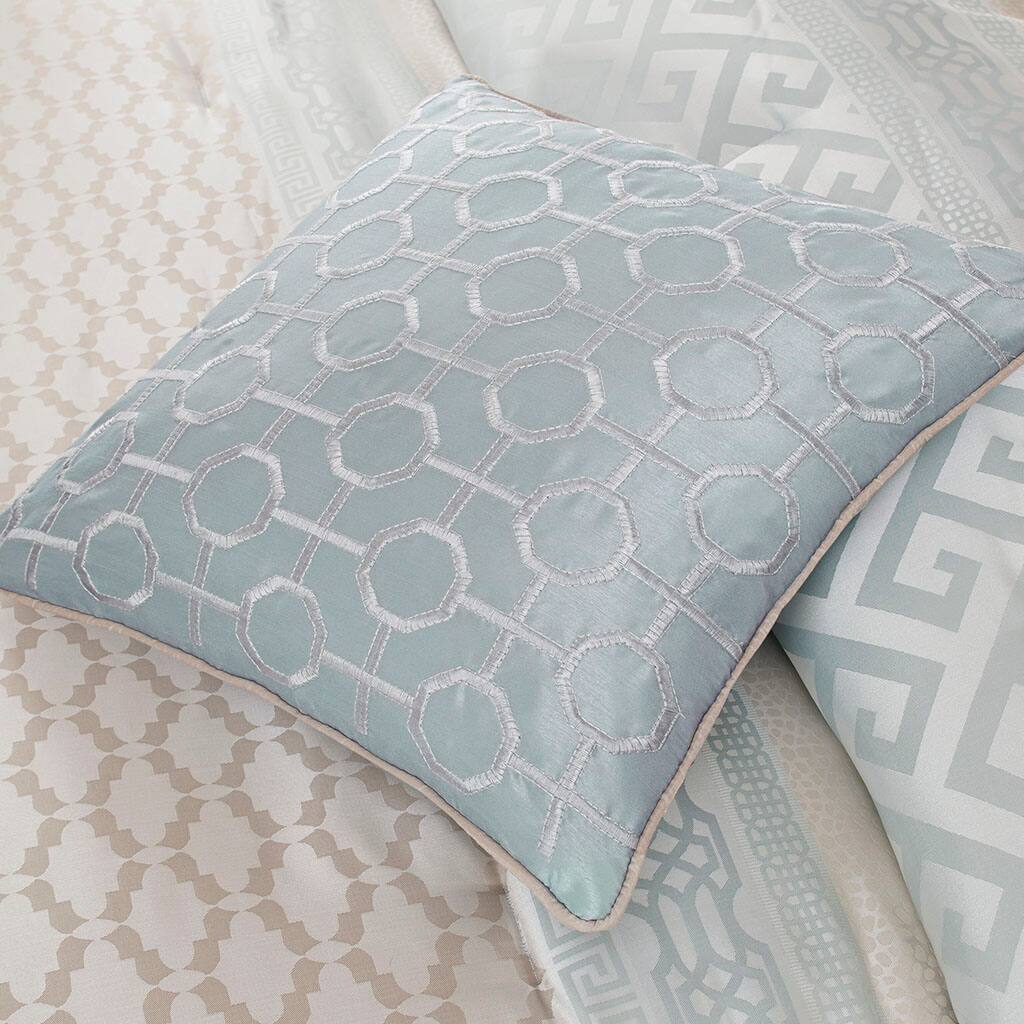 Alt View 2. Gracie Mills - Gracie Mills Theodore 7-Piece Jacquard Comforter Set - Aqua.