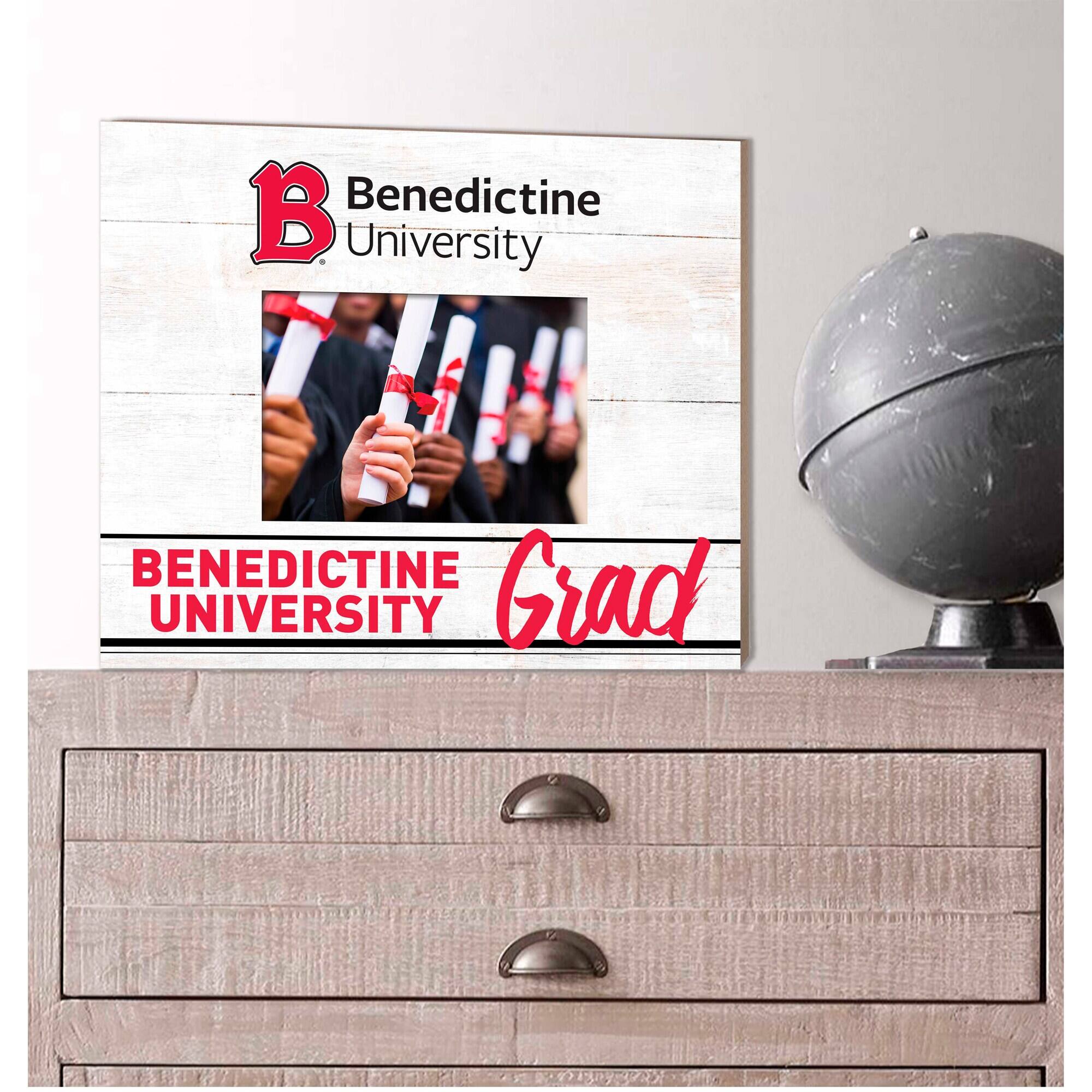 B Benedictine University  
BENEDICTINE UNIVERSITY  
Grad