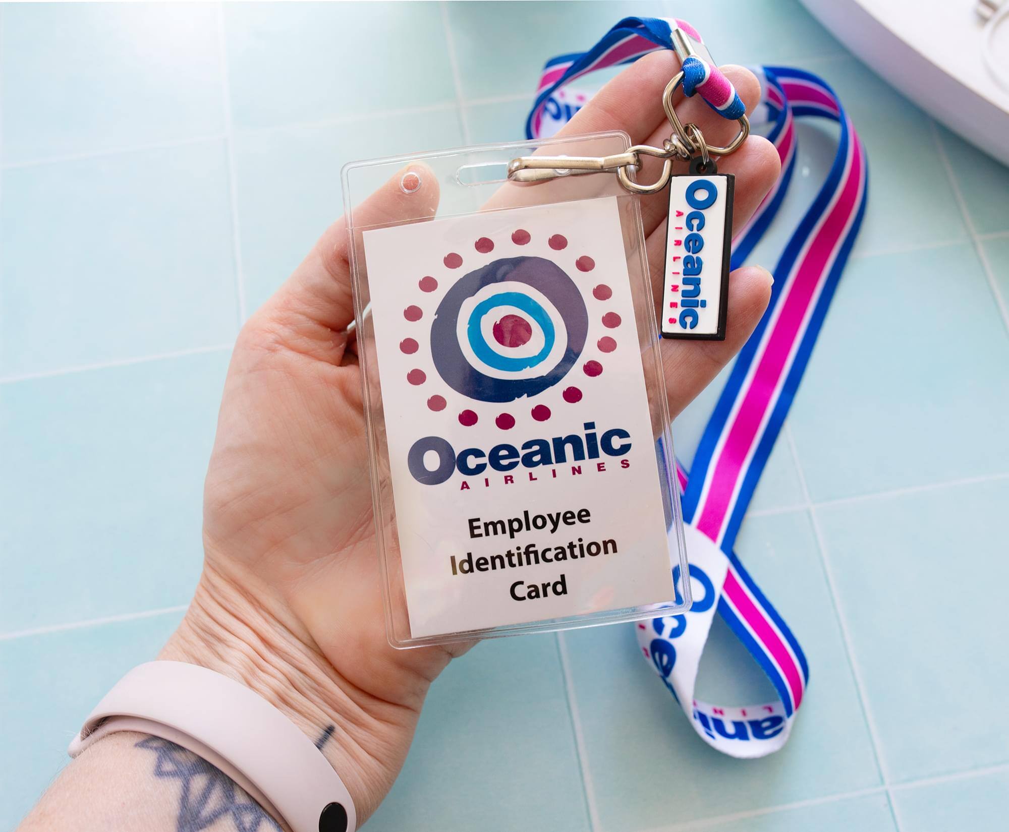 Oceanic Airlines  
Employee Identification Card