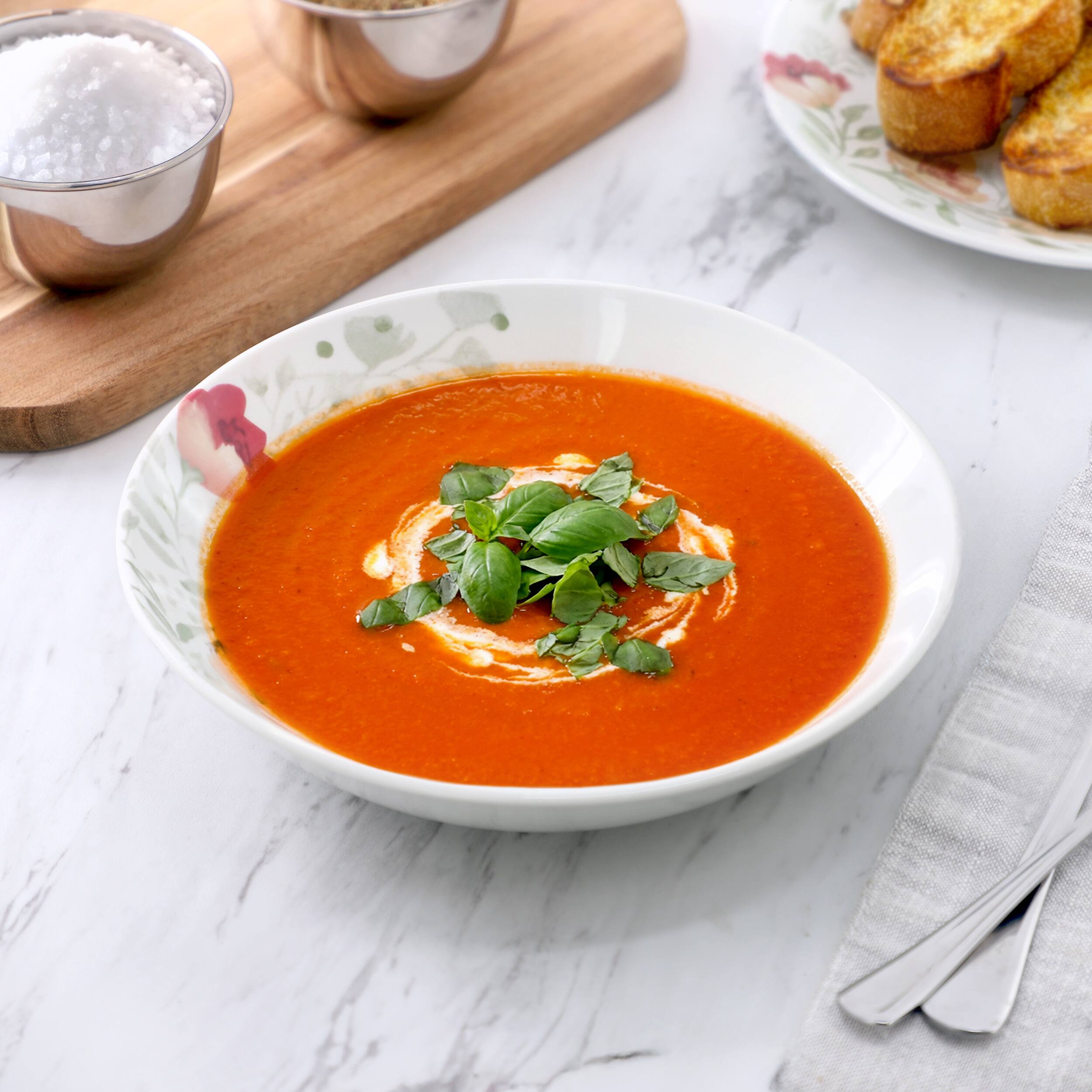 Alt View 2. Elama - Elama Poppy 18 Piece Porcelain Dinnerware Set, Service for 6 - White and Orange.