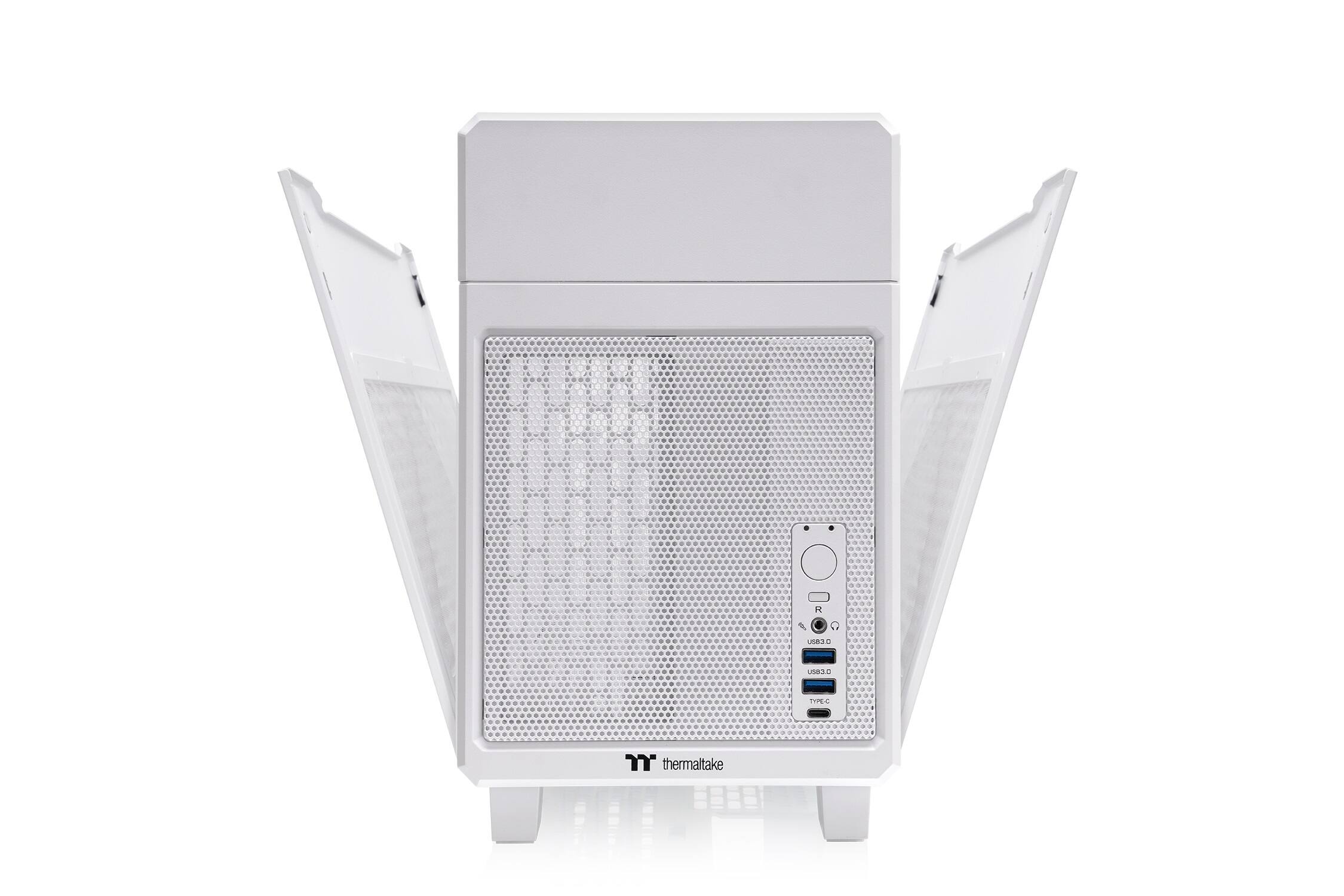 The text on the image reads "R UBA usE 1L thermaltake." This can be grouped as a single sentence and corrected to read "R UBA usE 1L thermaltake."