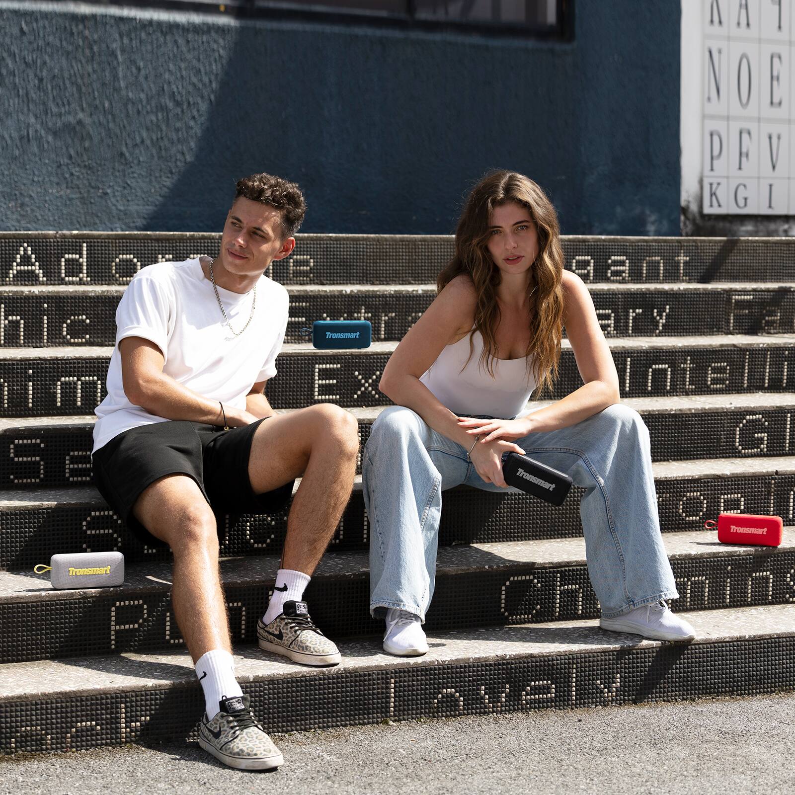 Ad hoc  
hic  
nim  
Ex  
Intelli  
Ch  
min  
Lovely  

Tronsmart P1  
Tronsmart  
Tronsmart