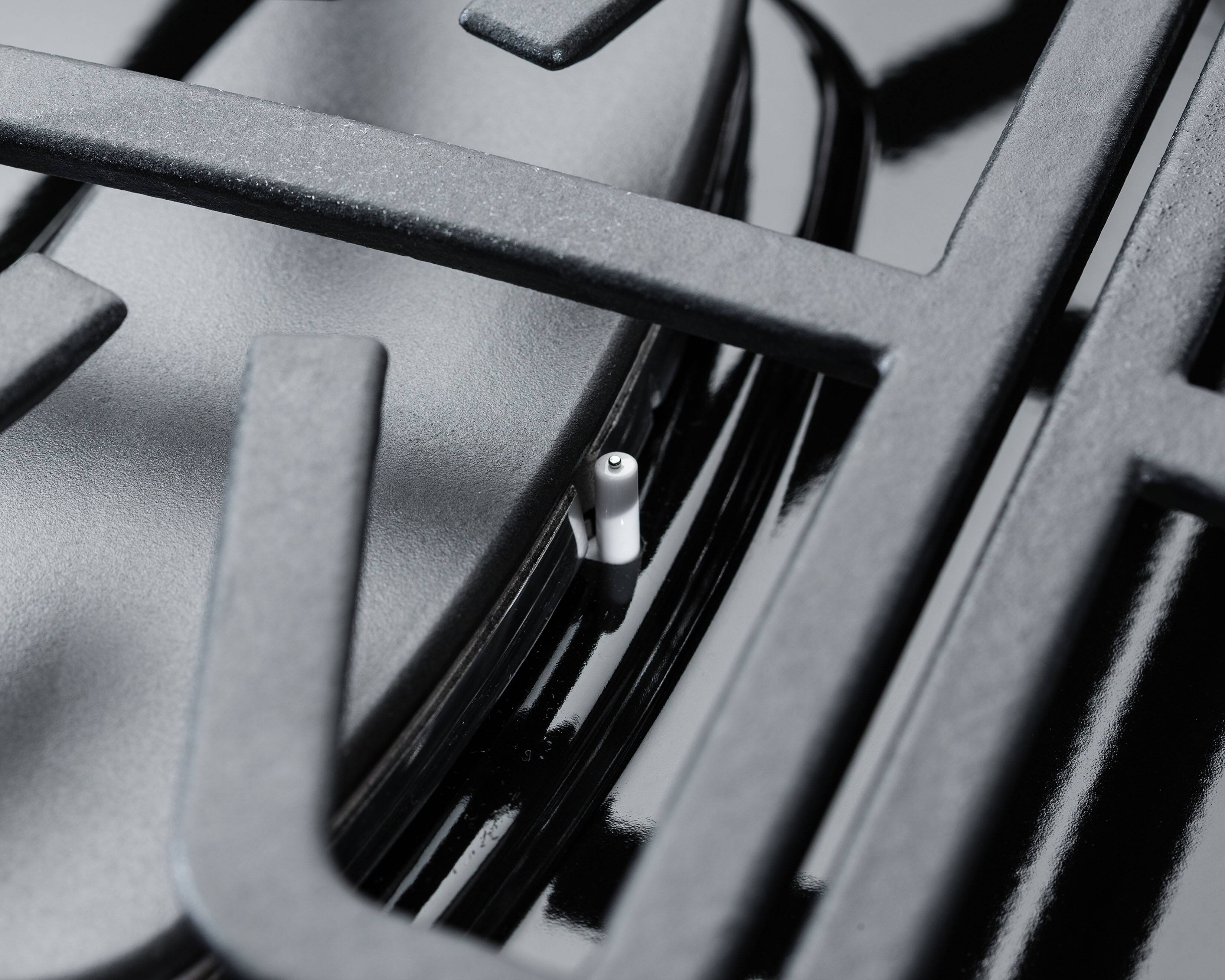 Alt View 3. Viking - 3 Series 4.7 Cu. Ft. Self-Cleaning Freestanding Dual Fuel Convection Range - Stainless Steel - Stainless steel.