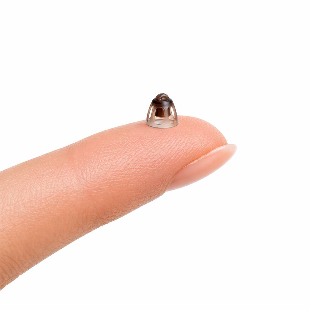 Left. Eara - Size 1: 6mm Open Dome Care Kit - Transparent.