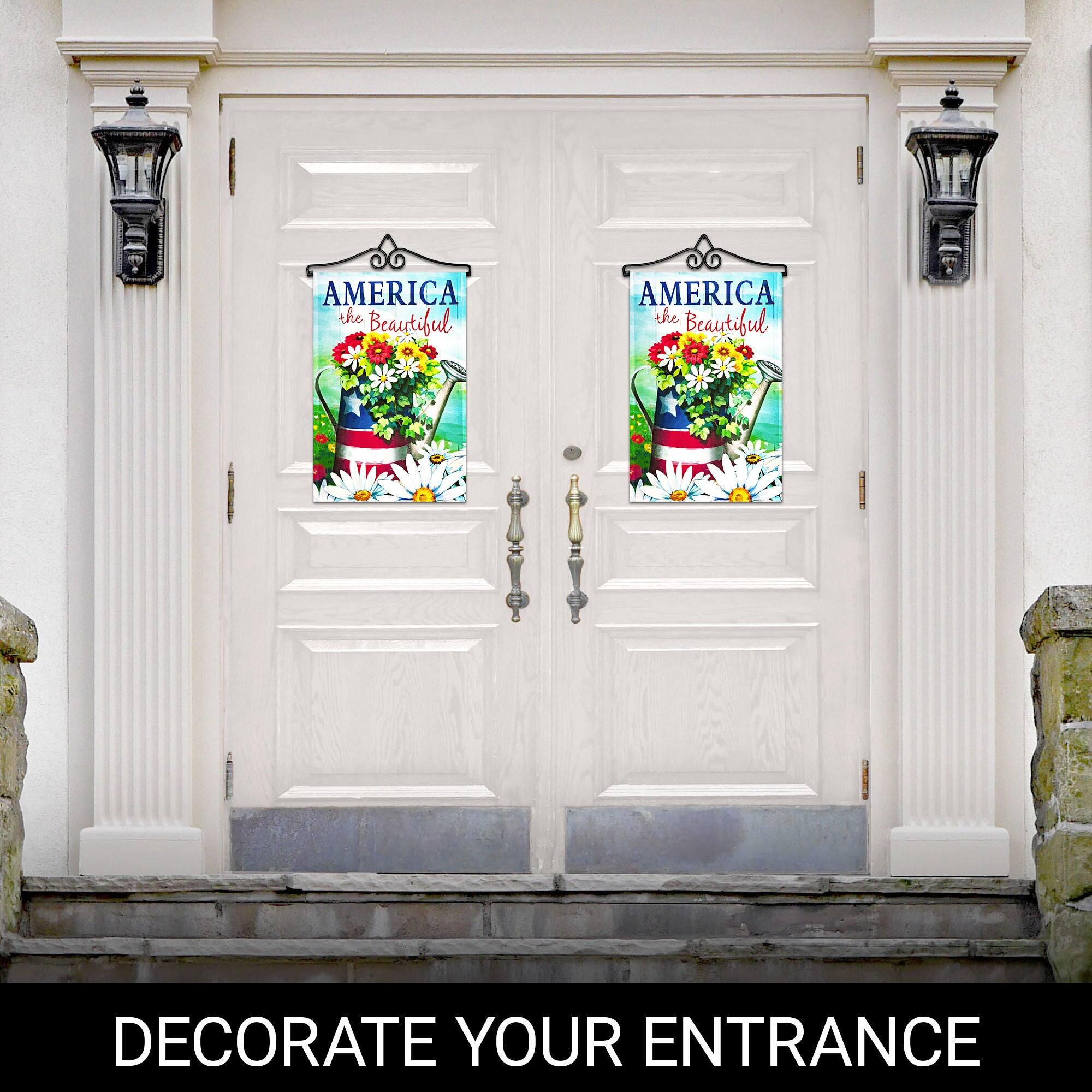 AMERICA the Beautiful  
AMERICA the Beautiful  
DECORATE YOUR ENTRANCE