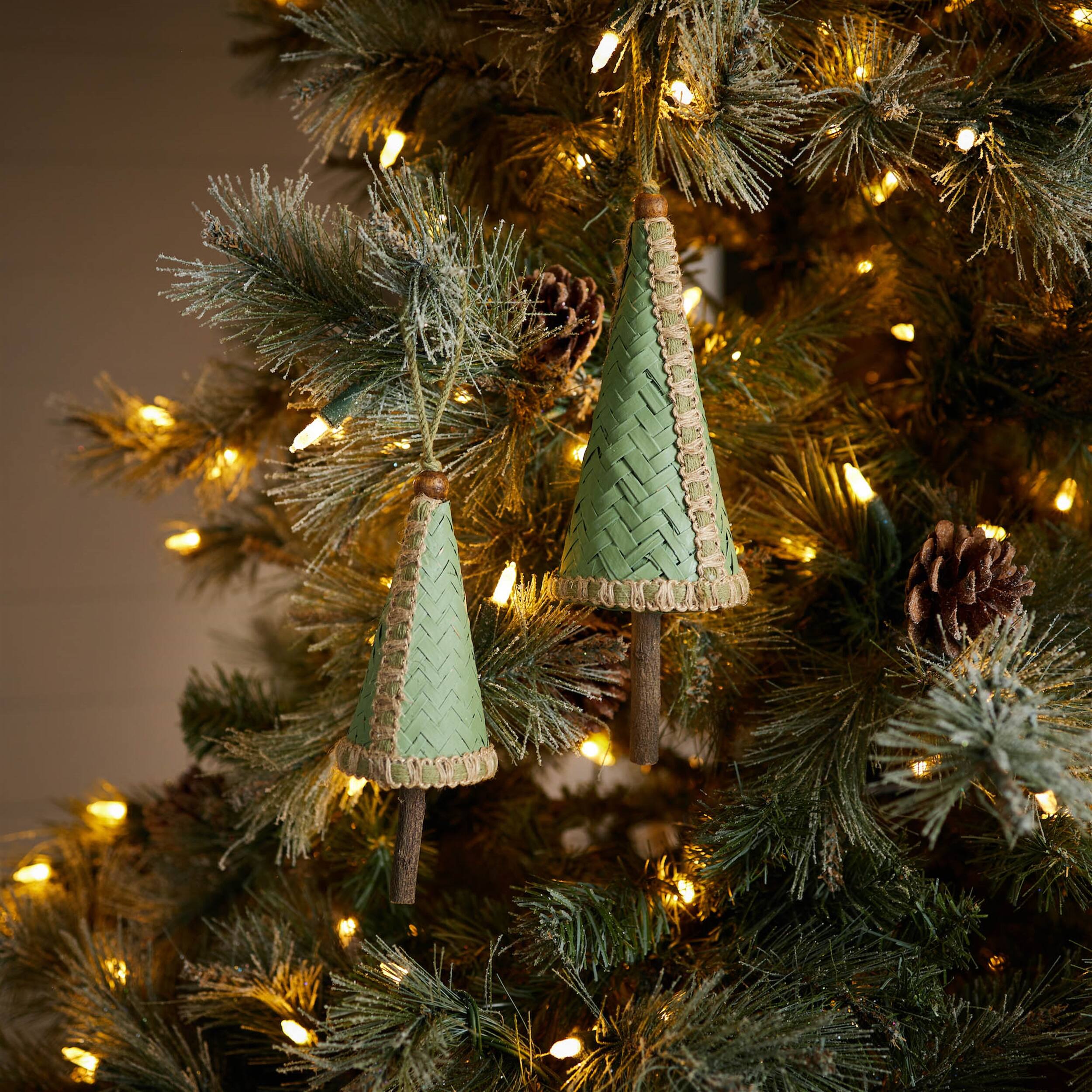 Alt View 3. BreeBe - Woven Bamboo Pine Tree Ornament (Set of 4) - Green, Beige.