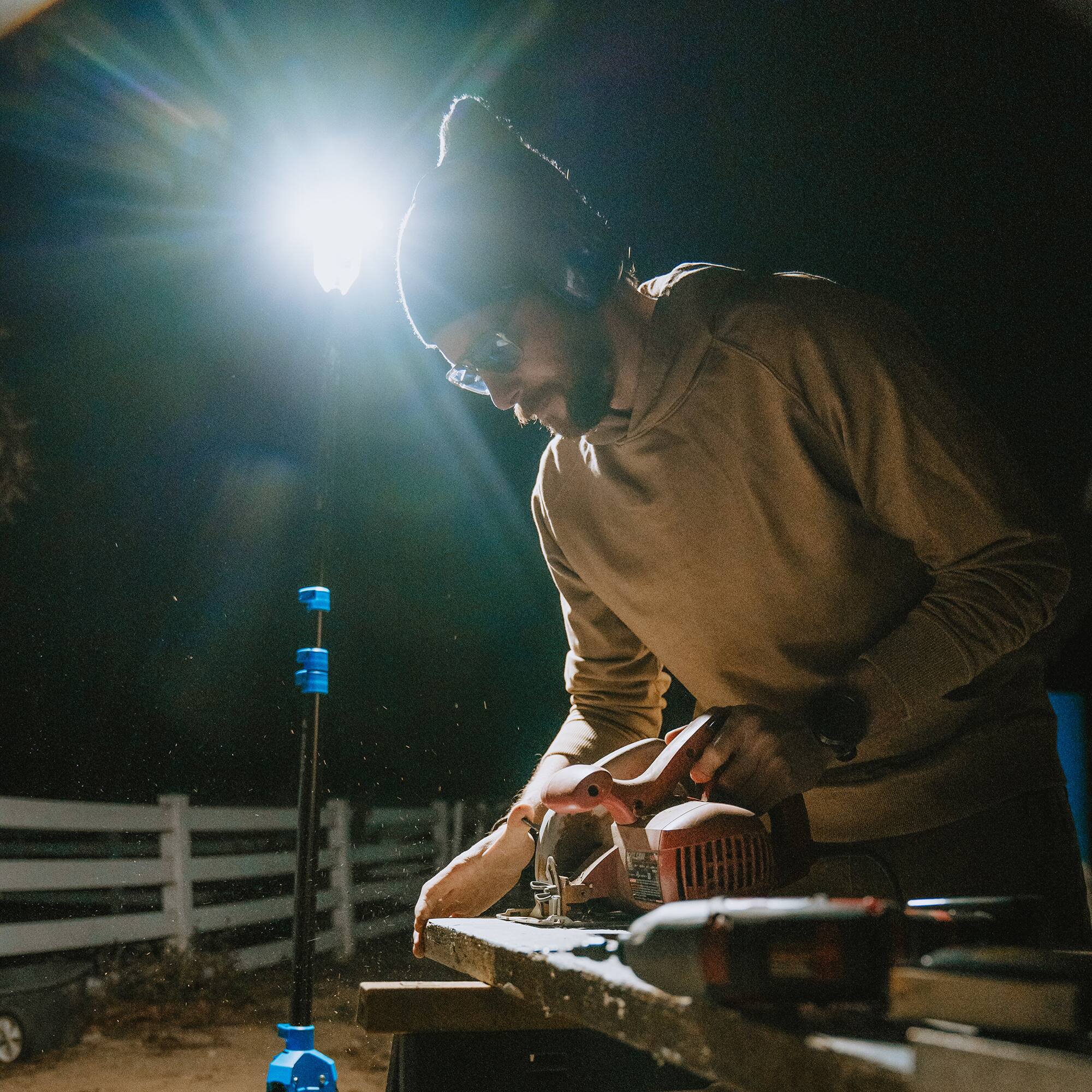 Alt View 9. Devos Outdoor - LightRanger 4000 Rechargeable 4000 Lumen Adjustable Overhead Light.