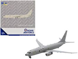 GeminiJets - Boeing P-8 Poseidon Patrol Aircraft British Royal Air Force (ZP806) Gemini Macs Series 1/400 Diecast Model Airplane - Gray