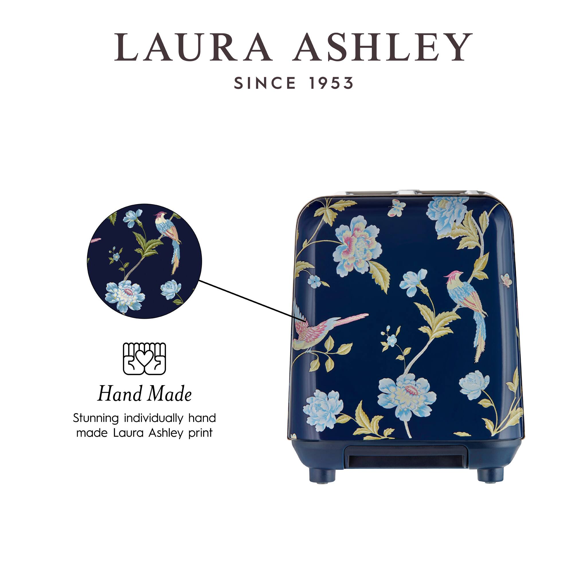 LAURA ASHLEY  
SINCE 1953  

Hand Made  
Stunning individually hand made Laura Ashley print