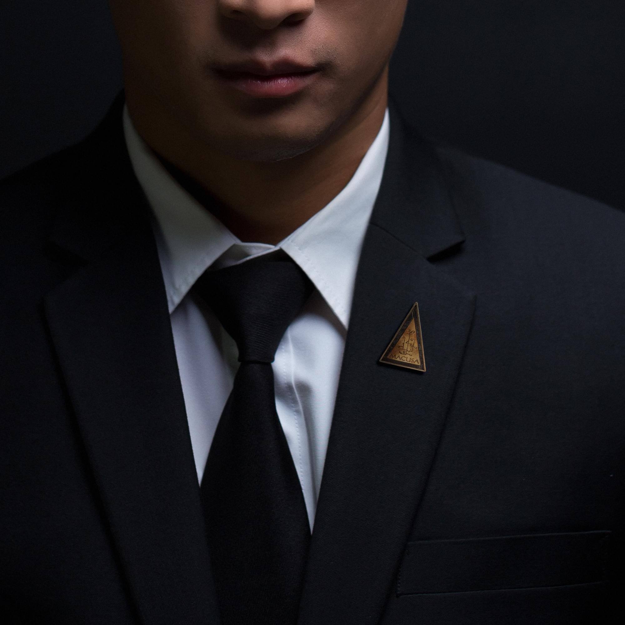 Alt View 1. Bioworld - Fantastic Beasts And Where To Find Them M.A.C.U.S.A. Lapel Pin - Brown.