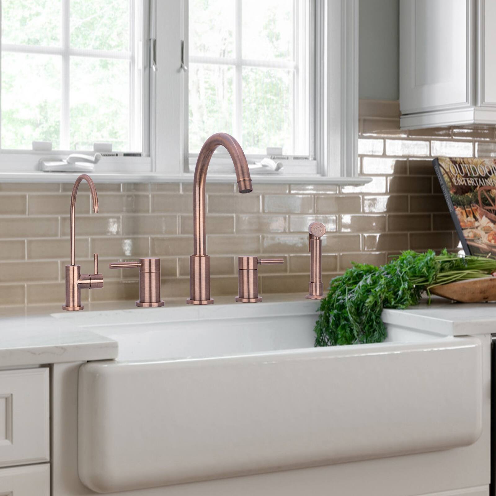 OUTDOOR ENTERTAINING