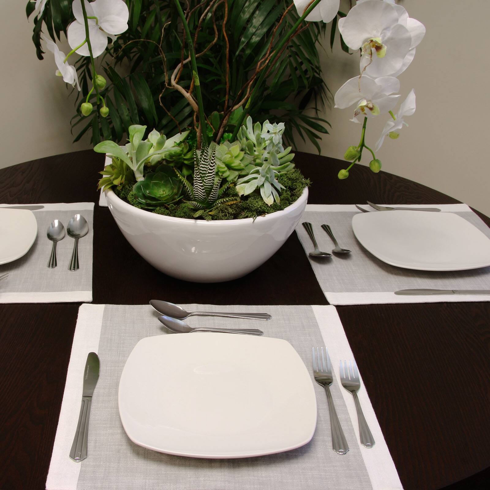 Alt View 2. Gibson - Gibson Montiero 20-Piece Flatware Set - Silver.