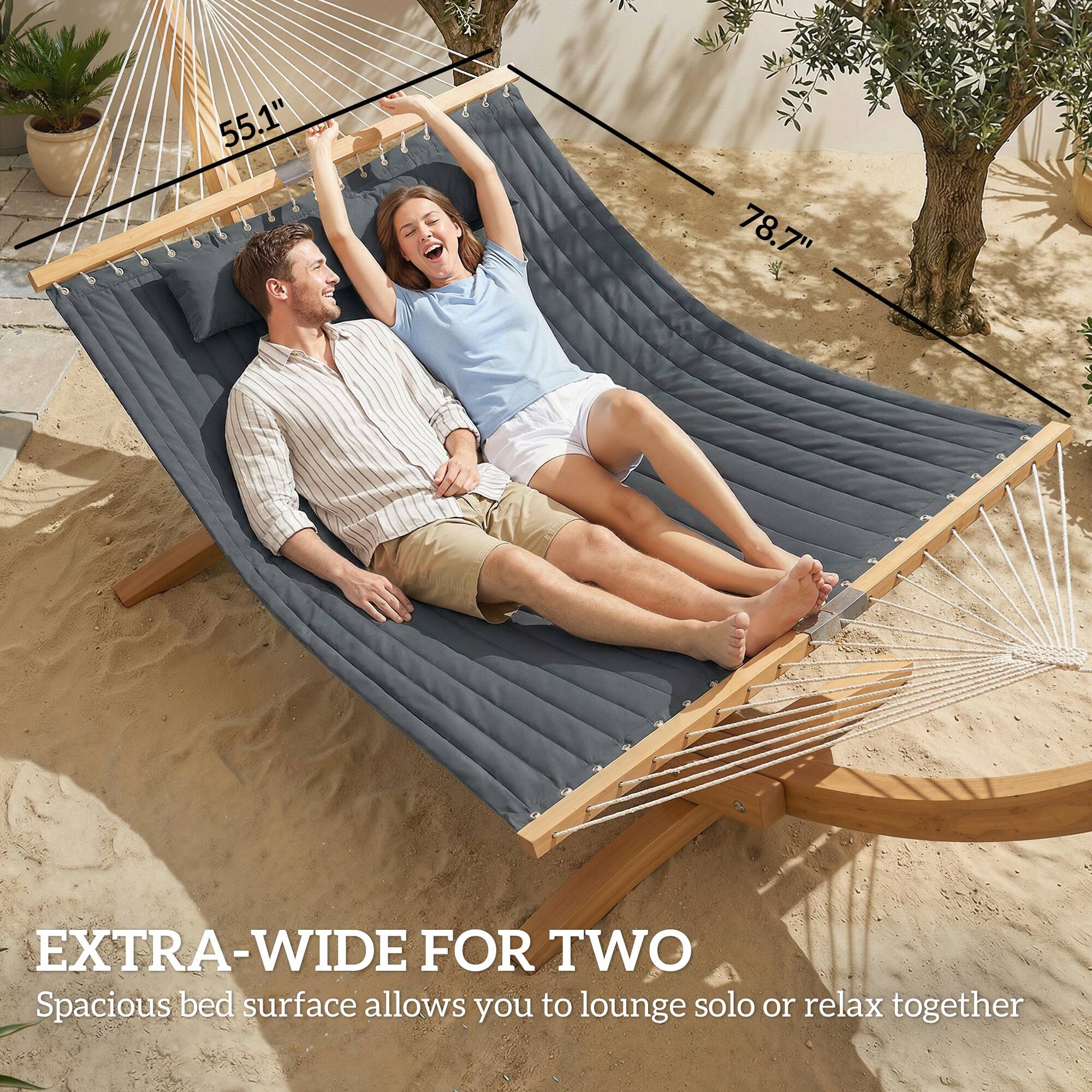 55.1" x 78.7" EXTRA-WIDE FOR TWO  
Spacious bed surface allows you to lounge solo or relax together