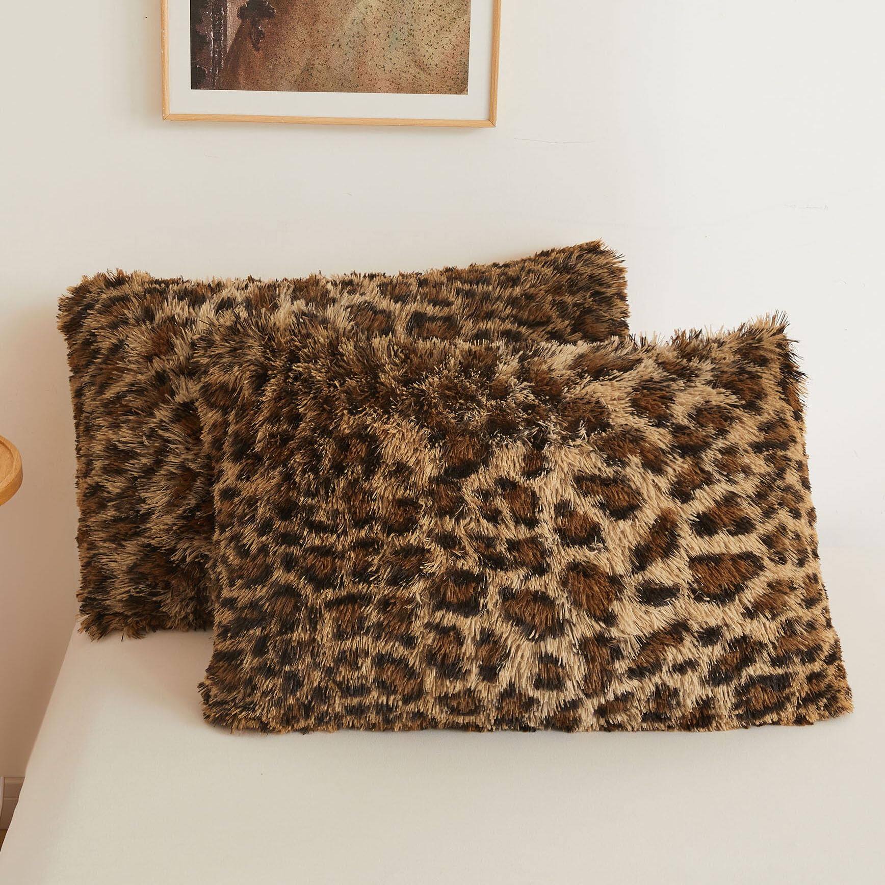 Fabibe - Print Faux Fluffy Pillowcases Plush Shaggy Soft Long Pillow Covers Fuzzy Decorative Leopard Cases Furry Shams For Bed - Cheetah Print Brown-26" x 20" (Pack of 2)