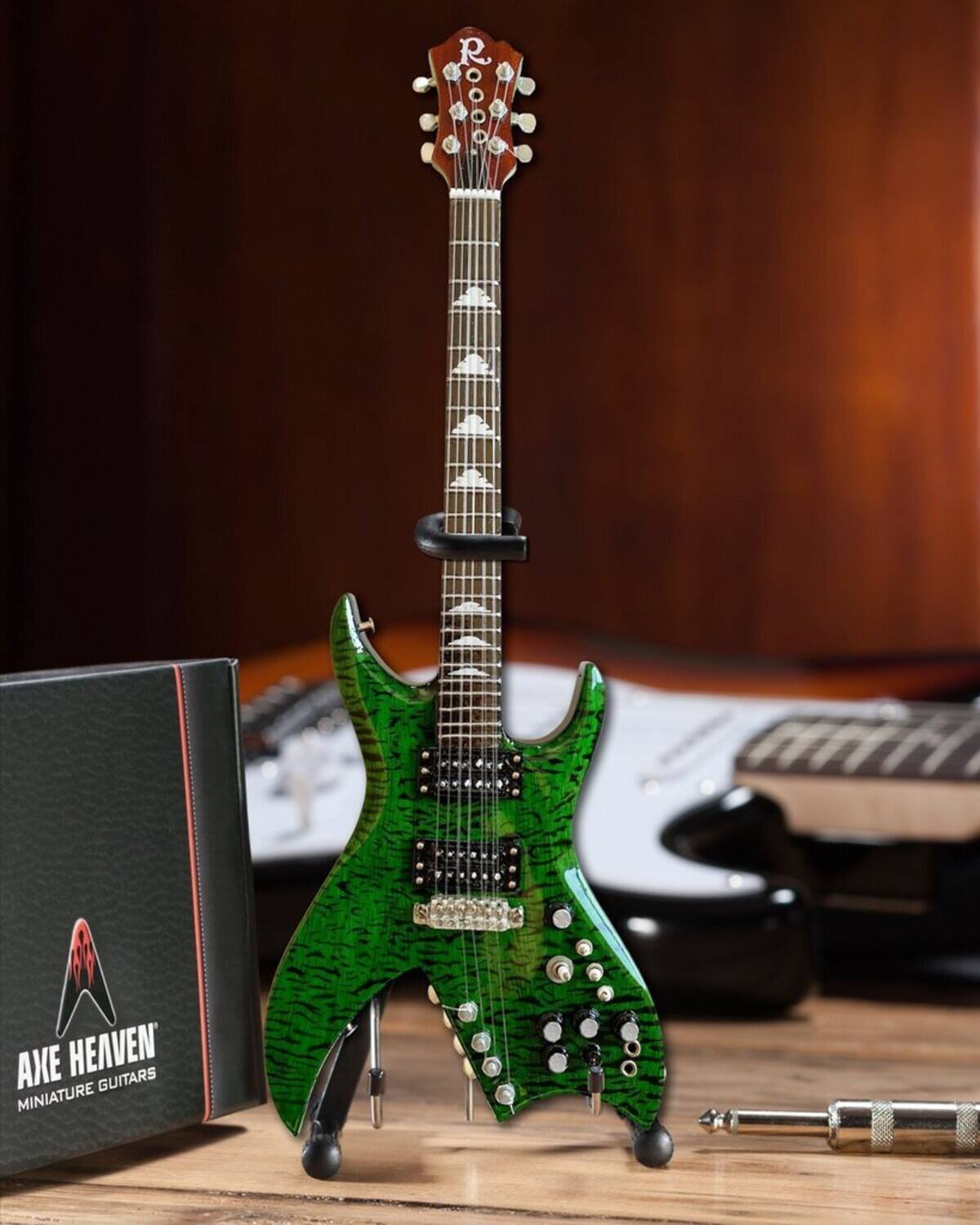 Axe Heaven Slash Slash Guns N Roses Signature BC Rich Green Bitch