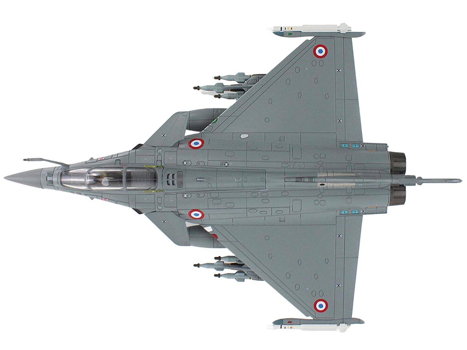 Left. Hobby Master - Dassault Rafale C 113-HS EC 1/7 Provence Kandahar 2010 French Air Force Armee de l'Air Air Power Series 1/72 - Grey.