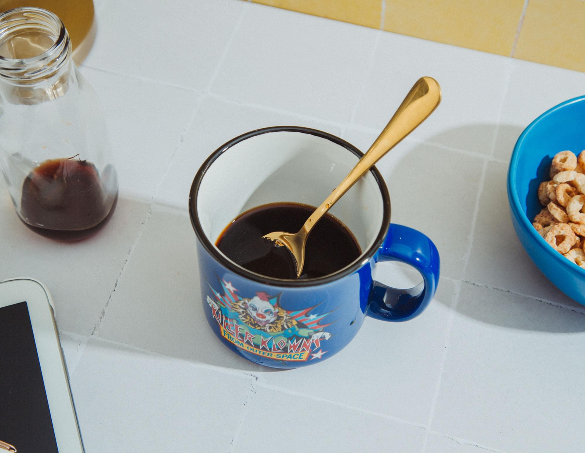 KIEK FROM KIOWNS OUTER SPACE