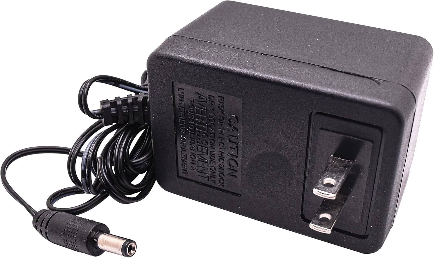 L'INTERVENTION SEULEMENT AVEC OUTILS ISOLÉS  
AVERTISSEMENT  
RISK OF ELECTRIC SHOCK  
DRY LOCATION  
CAUTION  
USE ONLY ELECTRIC SHOCK ISOLATION